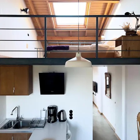 Botel 118