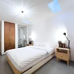 船屋 118 *