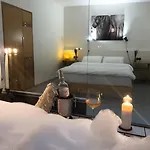 船屋 118
