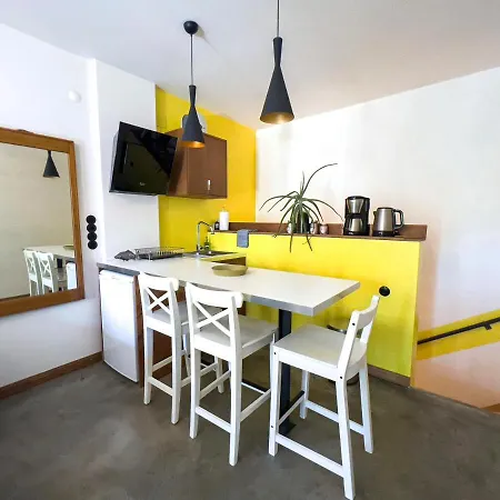 118 Hotel en barco *