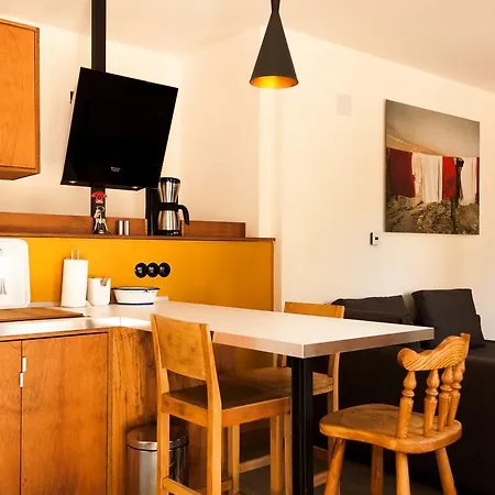 Úszó hotel 118
